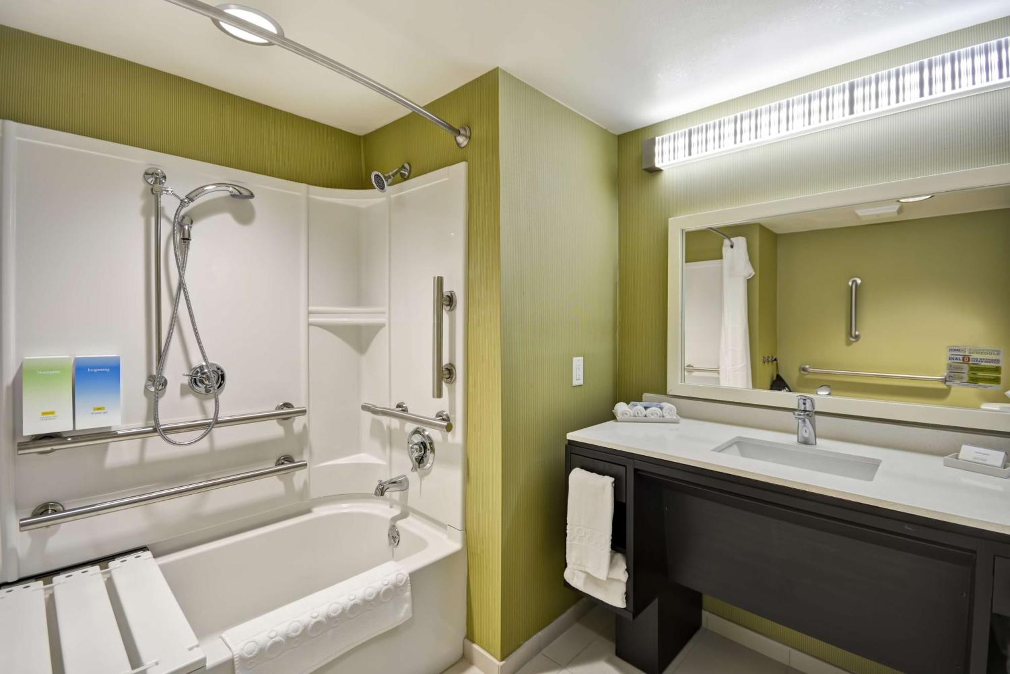 Home2 Suites By Hilton Осуиго Экстерьер фото